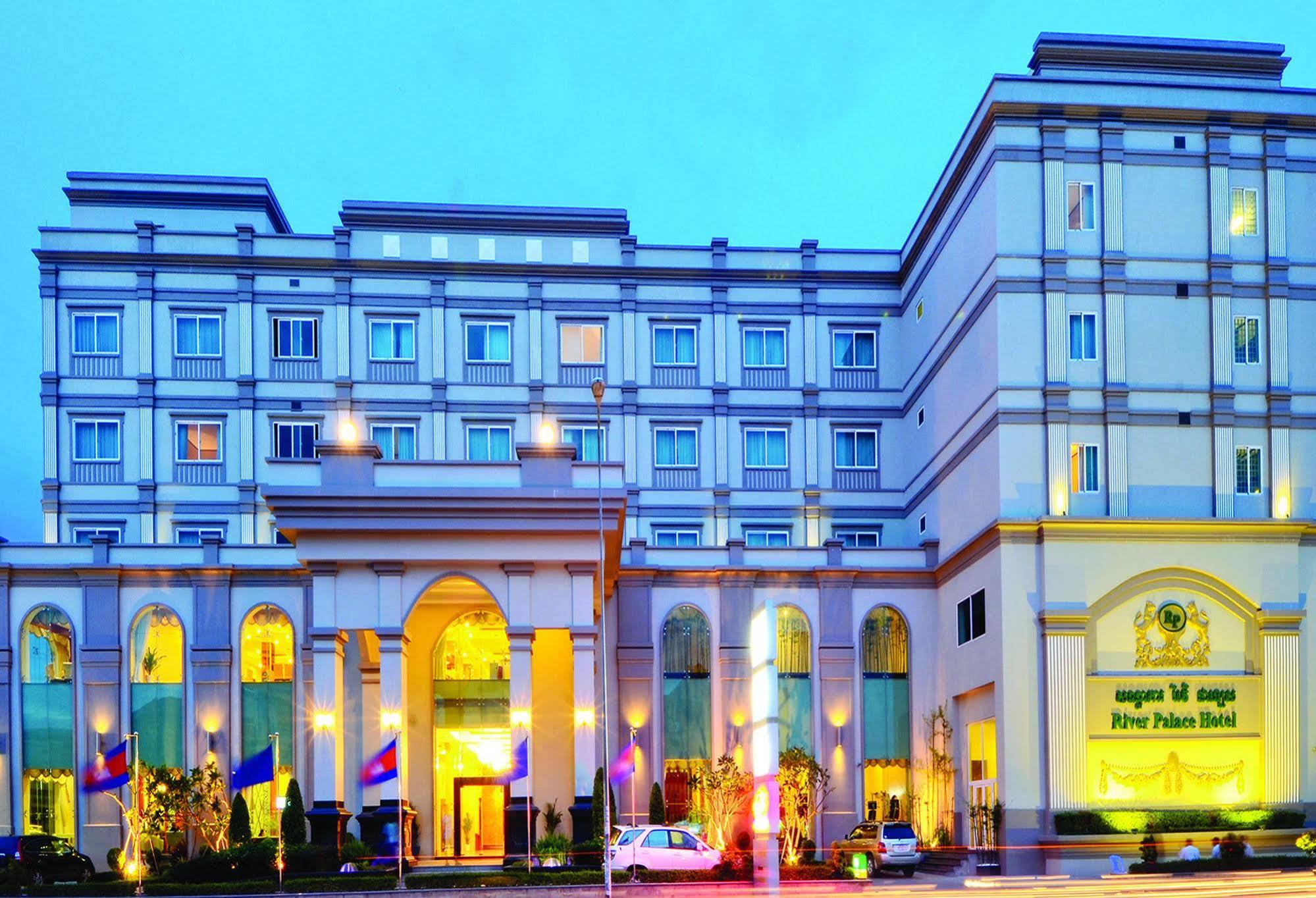 Herman International Hotel Phnom Penh Exterior foto